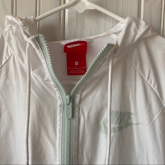 Teal Nike Windbreaker - Picture 3 of 6